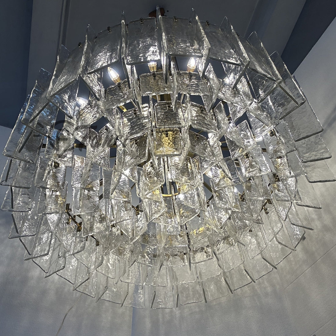 Ulysses Round Chandelier 36”