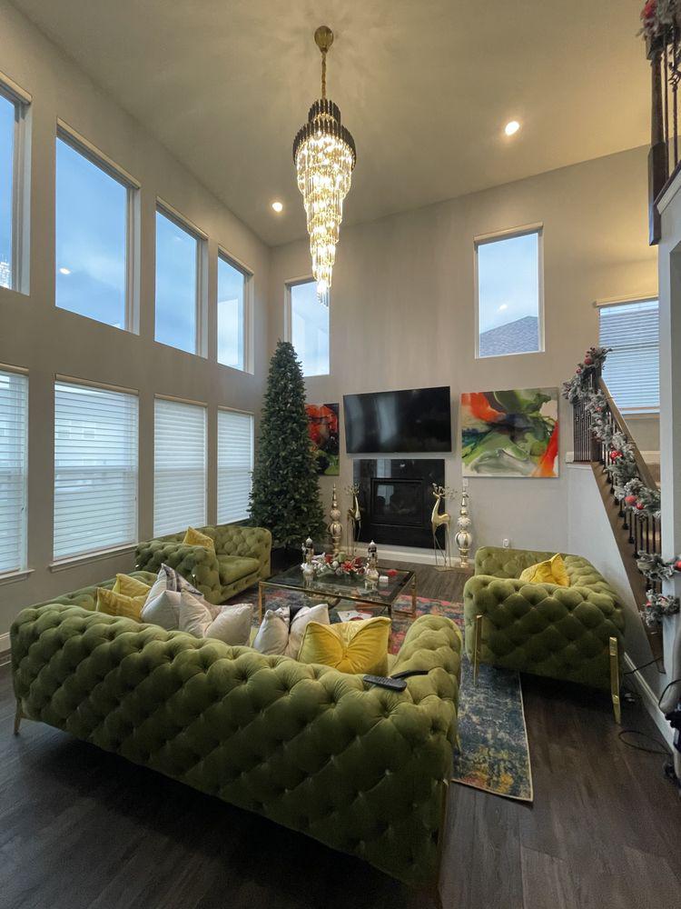 Extra Length Customization Vertical Long Crystal 2 Story Foyer Hallway Chandelier Spiral Staircase High Ceiling Lighting Fixture In Black/ Gold Finish